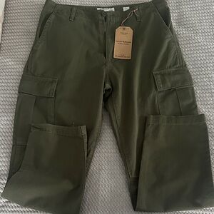 BNWT Lucky Brand Women’s Green Cargo Pants